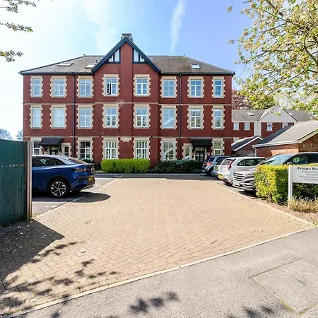 Delightful 3 Bed In Ham *