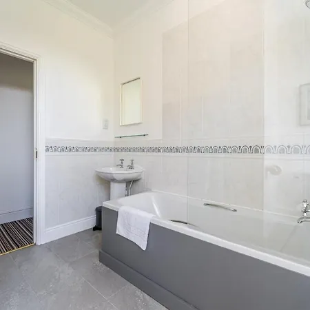 Appartement Delightful 3 Bed In Ham