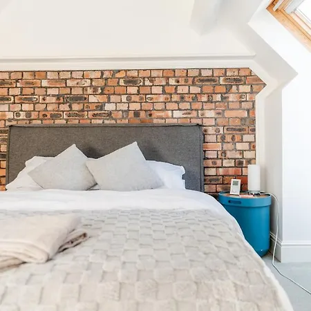 Delightful 3 Bed In Ham Bristol